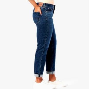 Levi’s Denizen Mid Rise Slim Boyfriend 14/32 Essential Stretch